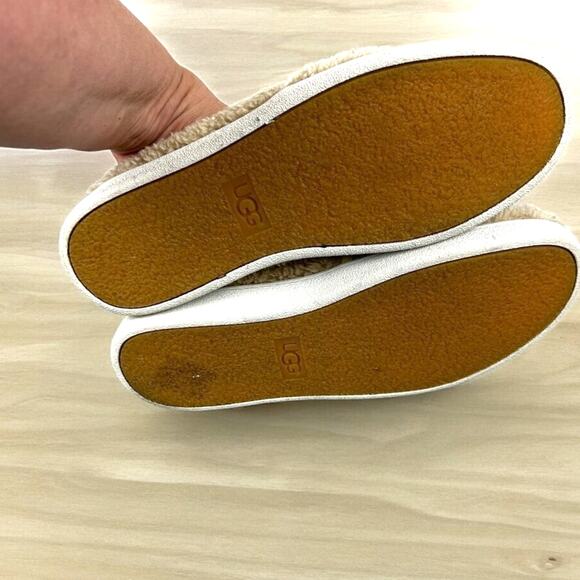 UGG Women’s 8 Ricci beige Faux Fur and suede Slip-On Leather Casual Sneakers - Picture 7 of 9